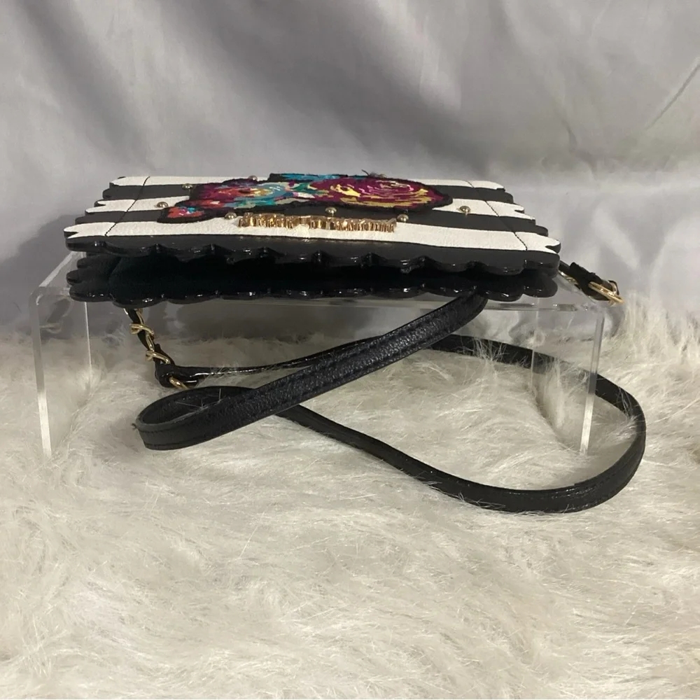 Betsey Johnson Black White Striped Floral Appliqué Crossbody Wallet Bag Vegan